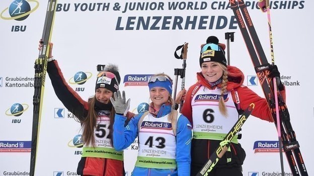 Анастасия Халиуллина (в центре). Фото Instagram Анастасия Халиуллина (в центре). Фото Instagram