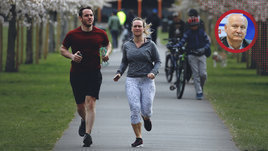 «Неделю назад парки в Англии тоже были забиты людьми». Рассказ русского тренера