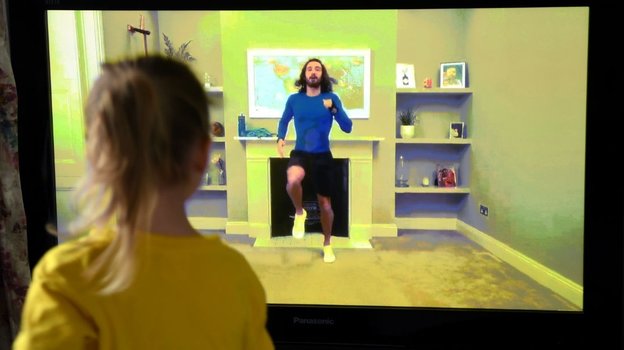 В YouTube есть много детского контента. В YouTube есть много детского контента.