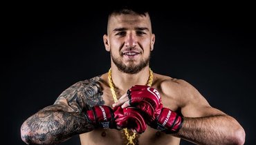 Ярослав Амосов.