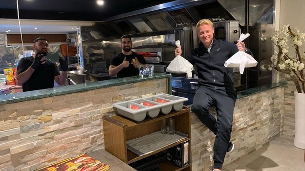 Кевин Блом. Кевин Блом.