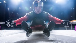 «Давайте футболистов спустим с нашей трассы, и посмотрим, какие они крутые»