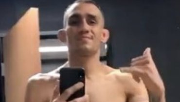 Тони Фергюсон.