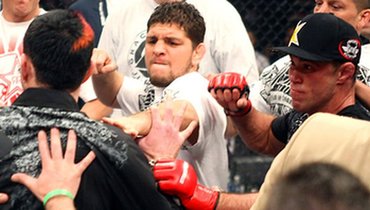 Джейк Шилдс (справа) и Джейсон Миллер (слева спиной).