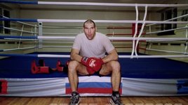 «Когда смотрел свои бои, они мне не нравились». Валуев — про Усика, Кличко и критику