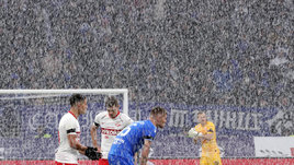 Футбол в Европе спасет «весна-осень». Россия отказалась от нее, а теперь вернет?