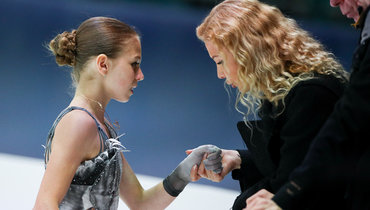 Александра Трусова и Этери Тутберидзе.