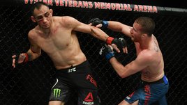 Кризисный UFC 249 — без Хабиба, но с кровью и нокаутами