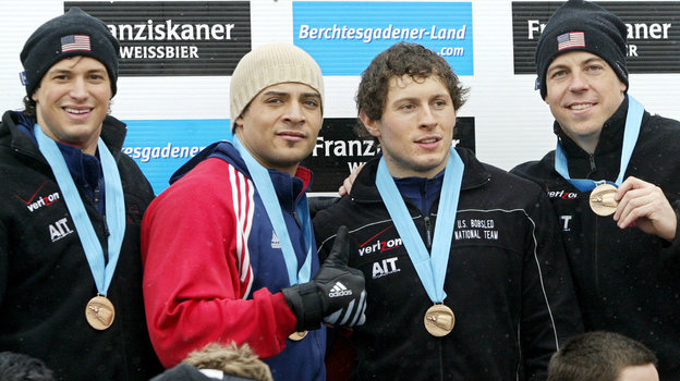 Павле Йованович (второй справа). Фото Reuters Павле Йованович (второй справа). Фото Reuters