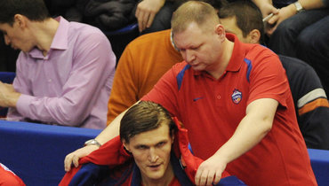 27 февраля 2015. Москва. Андрей Кириленко, Роман Абжелилов(доктор).