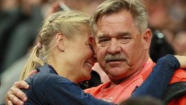 «Допинг-офицеры охотились за Клишиной». Американский тренер Дарьи вылечился от рака и готов работать в России