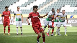 «Байер» дотерпел в Менхенгладбахе. И поборется за чемпионство