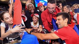 Джоковича травят за критику вакцинации. Что с этим не так?