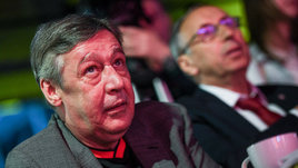 «Было больно видеть, как Глушакова выживала из «Спартака» группа озверевших фанатов».  Интервью актера Ефремова