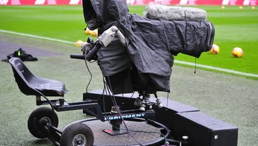 Первый канал готов в июне-июле запланировать показ пяти-семи игр чемпионата России.