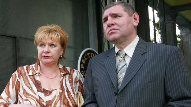 Нина и Владимир Крутовы. Фото Владимир Беззубов, photo.khl.ru Нина и Владимир Крутовы. Фото Владимир Беззубов, photo.khl.ru