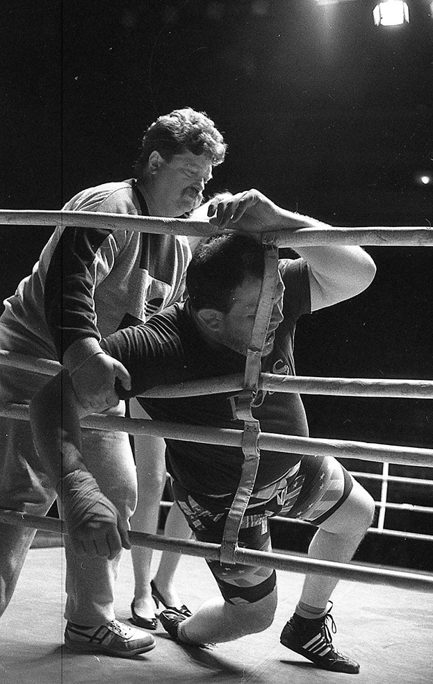 1992 год. Москва. Турнир по рестлингу. Фото Дмитрий Солнцев, - 1992 год. Москва. Турнир по рестлингу. Фото Дмитрий Солнцев, -