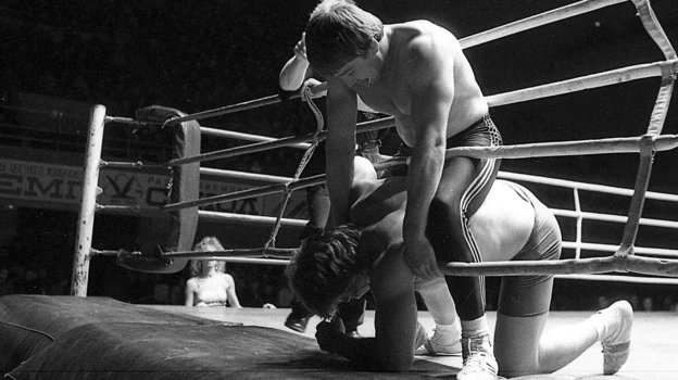 1992 год. Москва. Турнир по рестлингу. Фото Дмитрий Солнцев, - 1992 год. Москва. Турнир по рестлингу. Фото Дмитрий Солнцев, -