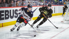 Уникальная карьера крутого российского юниора, которого ждут в Нью-Йорке: Словакия — студенческая лига США, а теперь — Финляндия