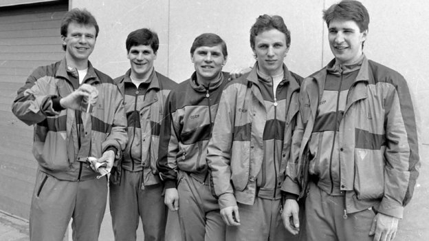 Вячеслав Фетисов, Сергей Макаров, Владимир Крутов, Игорь Ларионов, Алексей Касатонов. Фото Федор Алексеев Вячеслав Фетисов, Сергей Макаров, Владимир Крутов, Игорь Ларионов, Алексей Касатонов. Фото Федор Алексеев