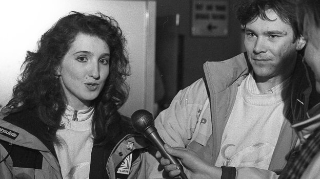 1992 год. Москва. Марина Климова и Сергей Пономаренко завоевали золотые медали в танцах на льду. Фото Дмитрий Солнцев, - 1992 год. Москва. Марина Климова и Сергей Пономаренко завоевали золотые медали в танцах на льду. Фото Дмитрий Солнцев, -