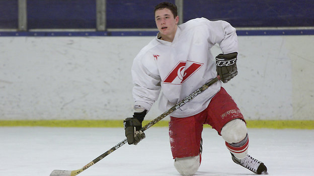 2001 год. Илья Ковальчук на тренировке «Спартака». Фото Алексей Иванов, - 2001 год. Илья Ковальчук на тренировке «Спартака». Фото Алексей Иванов, -