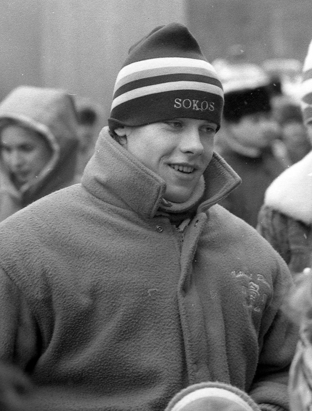 1990 год. Нападающий ЦСКА Павел Буре. Фото Владимир Беззубов photo.khl.ru 1990 год. Нападающий ЦСКА Павел Буре. Фото Владимир Беззубов photo.khl.ru