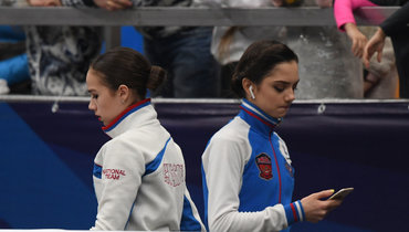 Алина Загитова и Евгения Медведева.