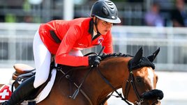 Невероятная история из Швейцарии — допинг, сено, королевская гвардия