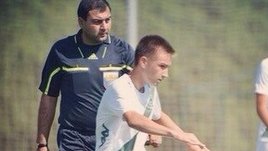 Арбитр ударил игрока из команды известного блогера. Новый скандал в российском судействе