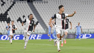 20 июля. Криштиану Роналду празднует гол в ворота "Лацио".