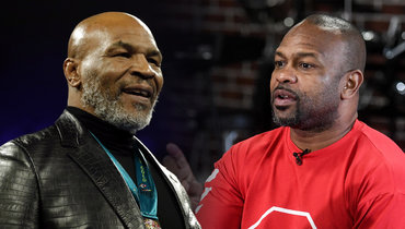 Майк Тайсон (слева) и Рой Джонс.