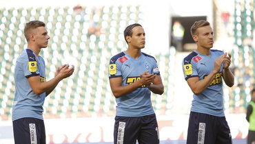 Премьер-лигу могут расширить до 18 клубов ради спасения «Крыльев» и «Оренбурга».