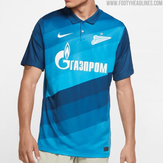 Домашнний комплект. Фото Footy Headlines Домашнний комплект. Фото Footy Headlines