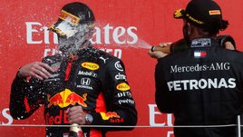 Ферстаппен переиграл «Мерседес». Квят вернулся в десятку