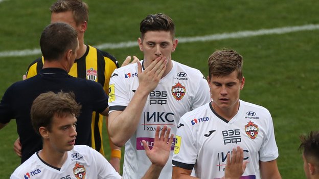 8 августа. Химки. «Химки» — ЦСКА — 0:2. Адольфо Гайч после дебютного матча. Фото Александр Федоров, «СЭ» / Canon EOS-1D X Mark II 8 августа. Химки. «Химки» — ЦСКА — 0:2. Адольфо Гайч после дебютного матча. Фото Александр Федоров, «СЭ» / Canon EOS-1D X Mark II