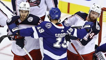 12 августа. Торонто. «Тампа-Бэй» — «Коламбус» — 3:2 ОТ. Матч растянулся почти на всю ночь.