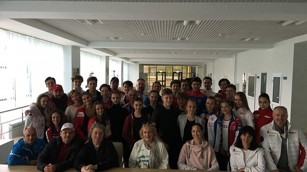 Молодые фигуристы. Фото Федерация фигурного катания России Молодые фигуристы. Фото Федерация фигурного катания России