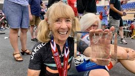 80-летняя спортсменка из США установила мировой рекорд. И у нее нашли допинг!