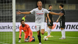 Вратарь «Севильи» не пустил «МЮ» в финал. У гранда закончились батарейки