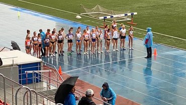 «Дорожка не успела застыть и прилипала к шиповкам». Как прошел «Мемориал Знаменских»