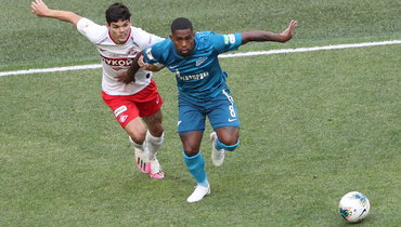 Айртон и Малком (справа).