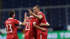 Дубль Дзюбы приносит победу России. Теперь он второй бомбардир сборной — выше только Кержаков