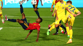 Украина не проигрывала почти два года, но тут вышли Рамос и Фати