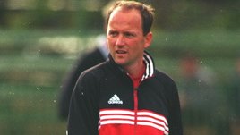 От гибели отца и работы на стройке в 17 лет — к «Золотому мячу». Игорю Беланову — 60