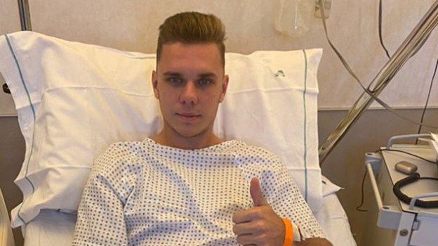 Максим Глушенков перенес операцию на передней крестообразной связке в Риме. Фото Instagram Максим Глушенков перенес операцию на передней крестообразной связке в Риме. Фото Instagram