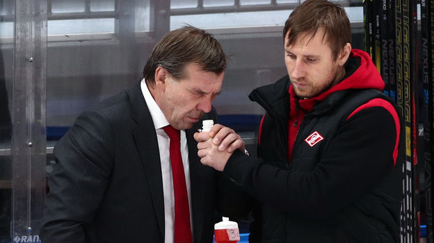 Олег Знарок перед дерби. Фото Дарья Исаева, «СЭ» / Canon EOS-1D X Mark II Олег Знарок перед дерби. Фото Дарья Исаева, «СЭ» / Canon EOS-1D X Mark II