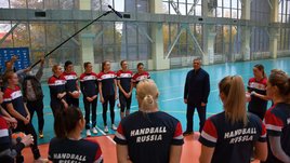 День приоткрытых дверей. Гандболистки начали подготовку к Евро