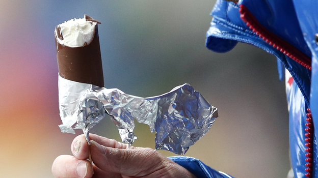 Мороженое в ледовом дворце. Фото Дарья Исаева, «СЭ» / Canon EOS-1D X Mark II Мороженое в ледовом дворце. Фото Дарья Исаева, «СЭ» / Canon EOS-1D X Mark II