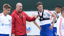 Черчесов — о подготовке к Венгрии и влиянии коронавируса на состав сборной